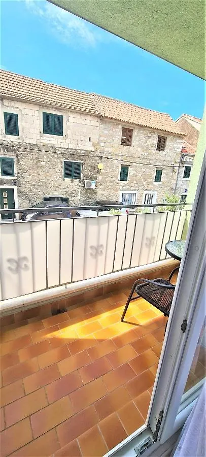 Apartment Apartman Scotti Kastela